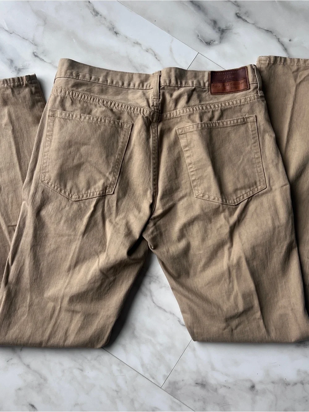 J. Crew Beige/Tan Straight-Leg Jeans style 770 32x34